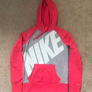 Nike Therma-Fit Hoodie